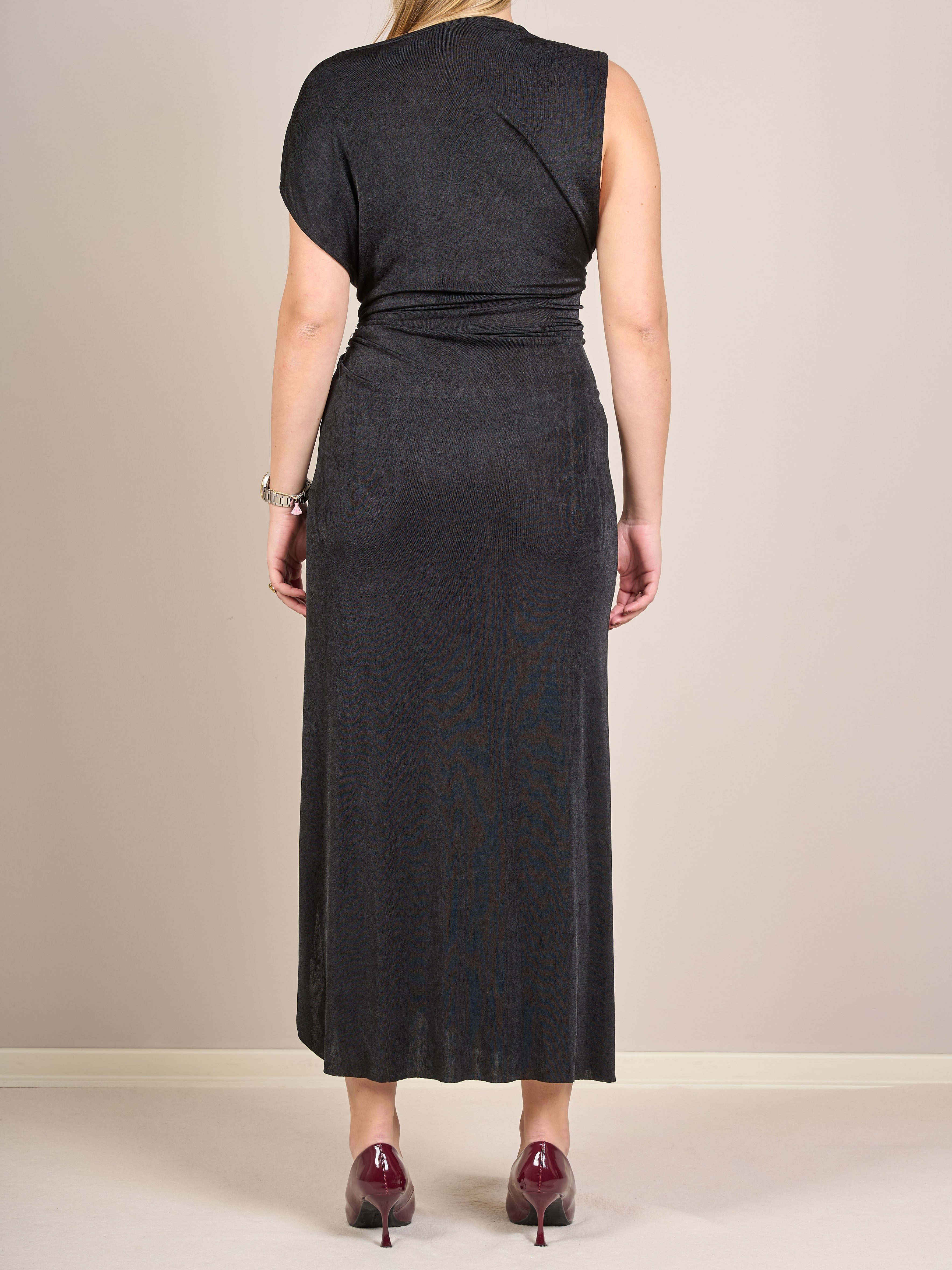 Abito lungo asimmetrico