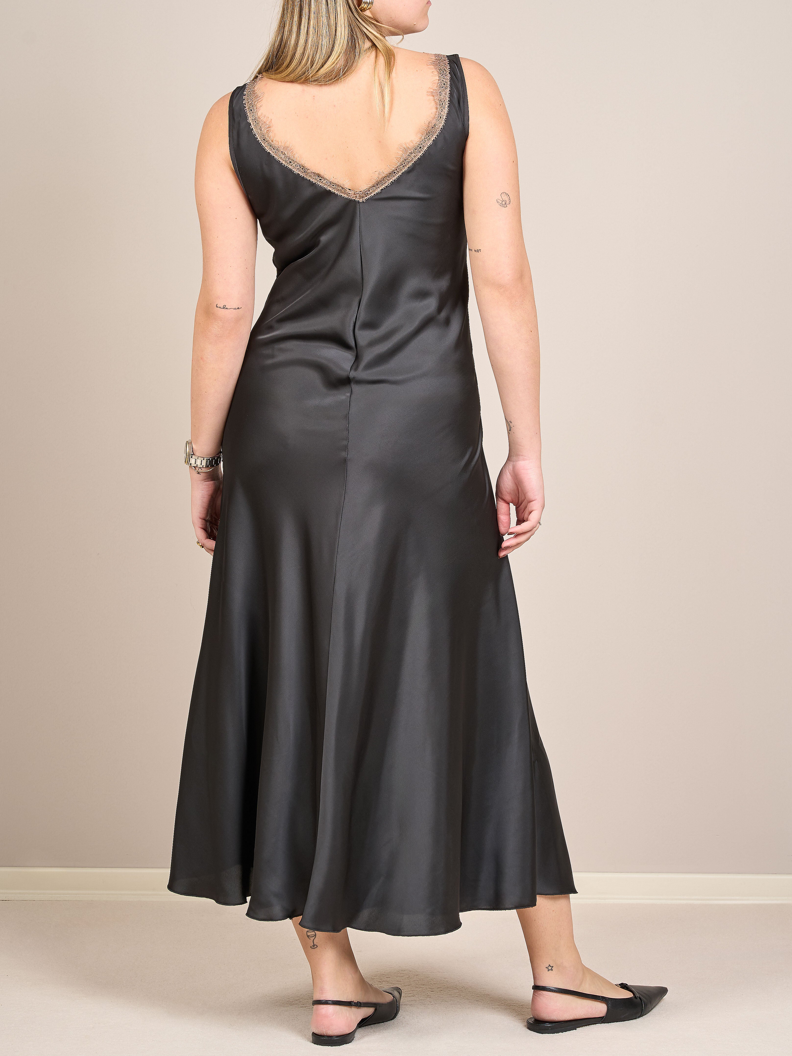 Abito lungo satin con pizzo