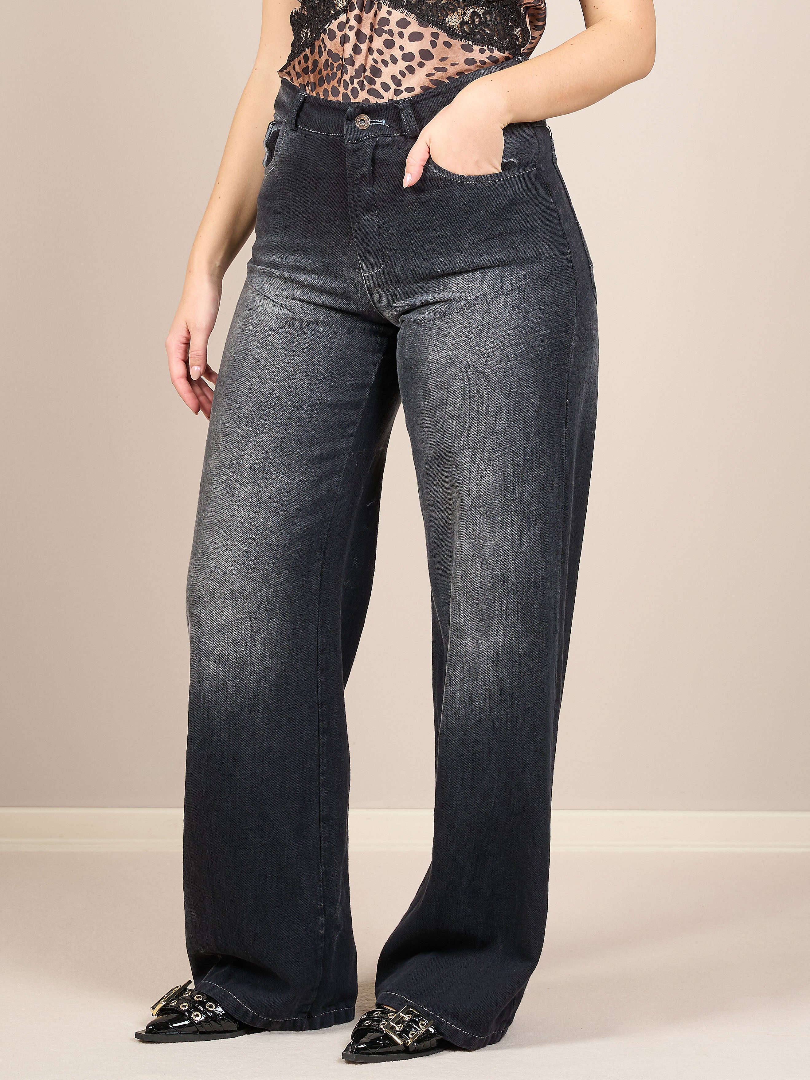 Jeans palazzo a vita alta